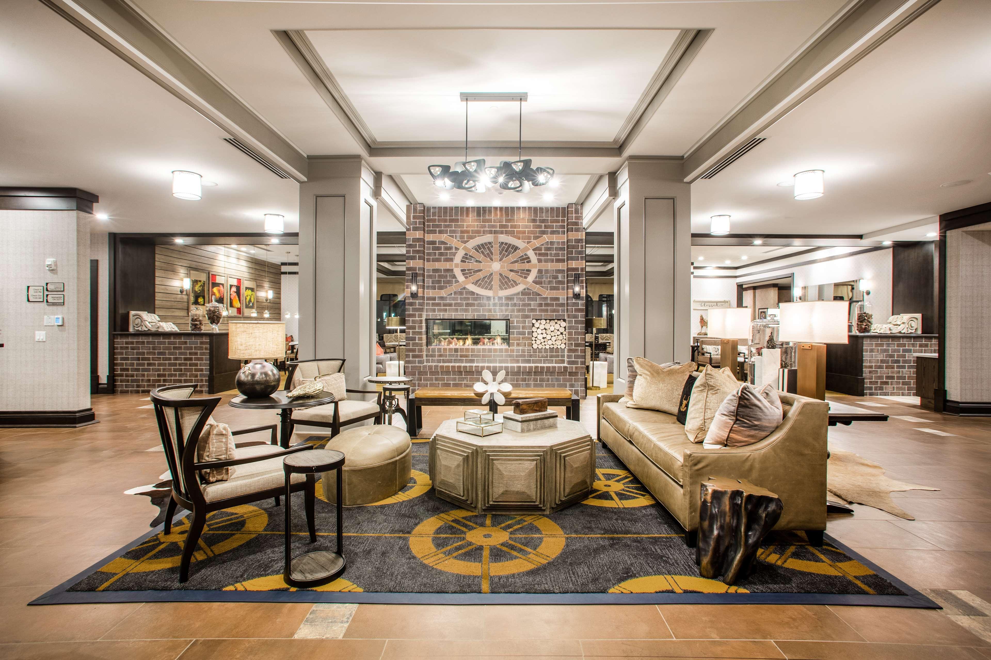 Hotel Homewood By Hilton Salina/downtown, Ks 3*