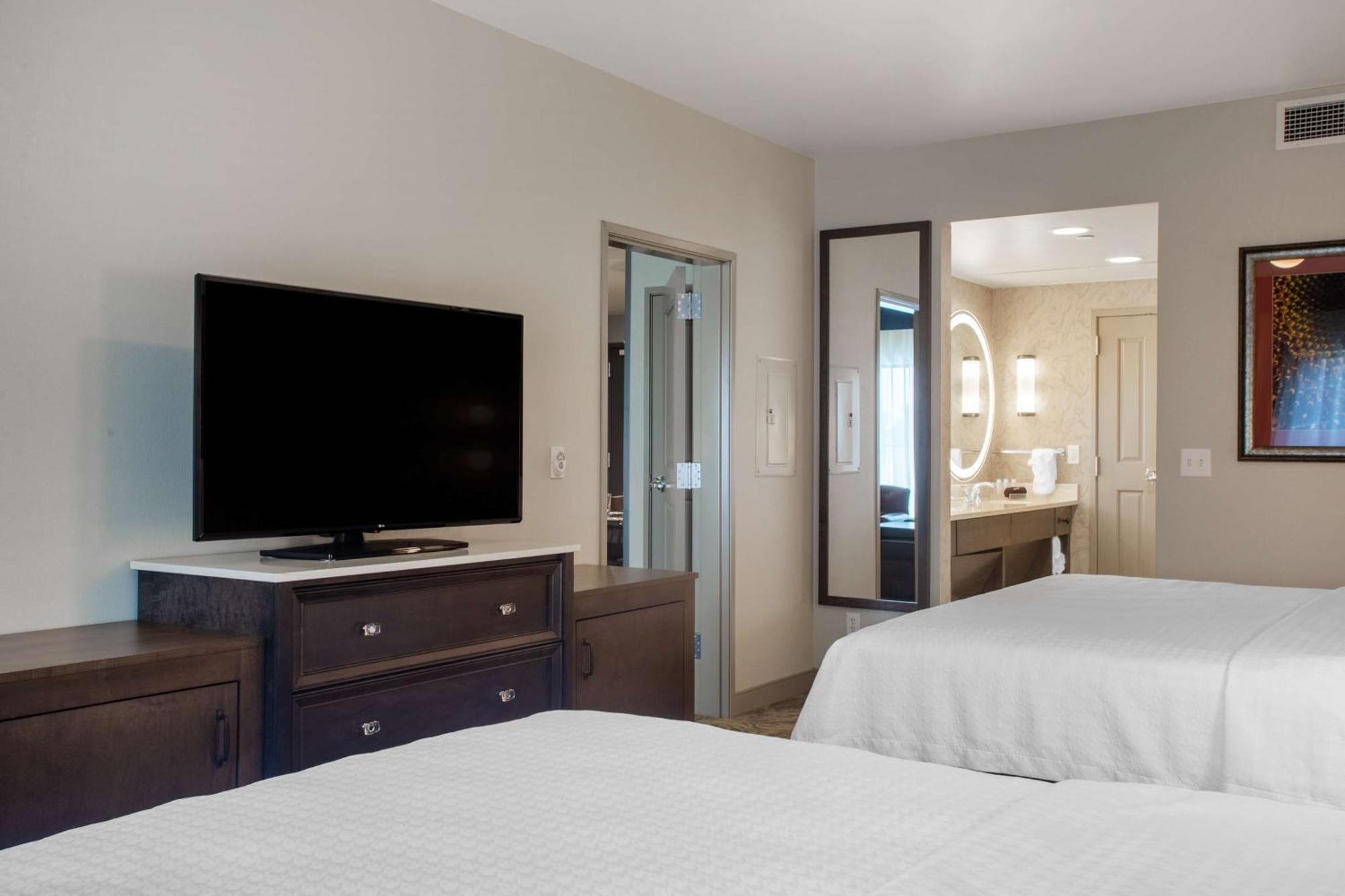 Homewood By Hilton Salina/downtown, Ks Hotel