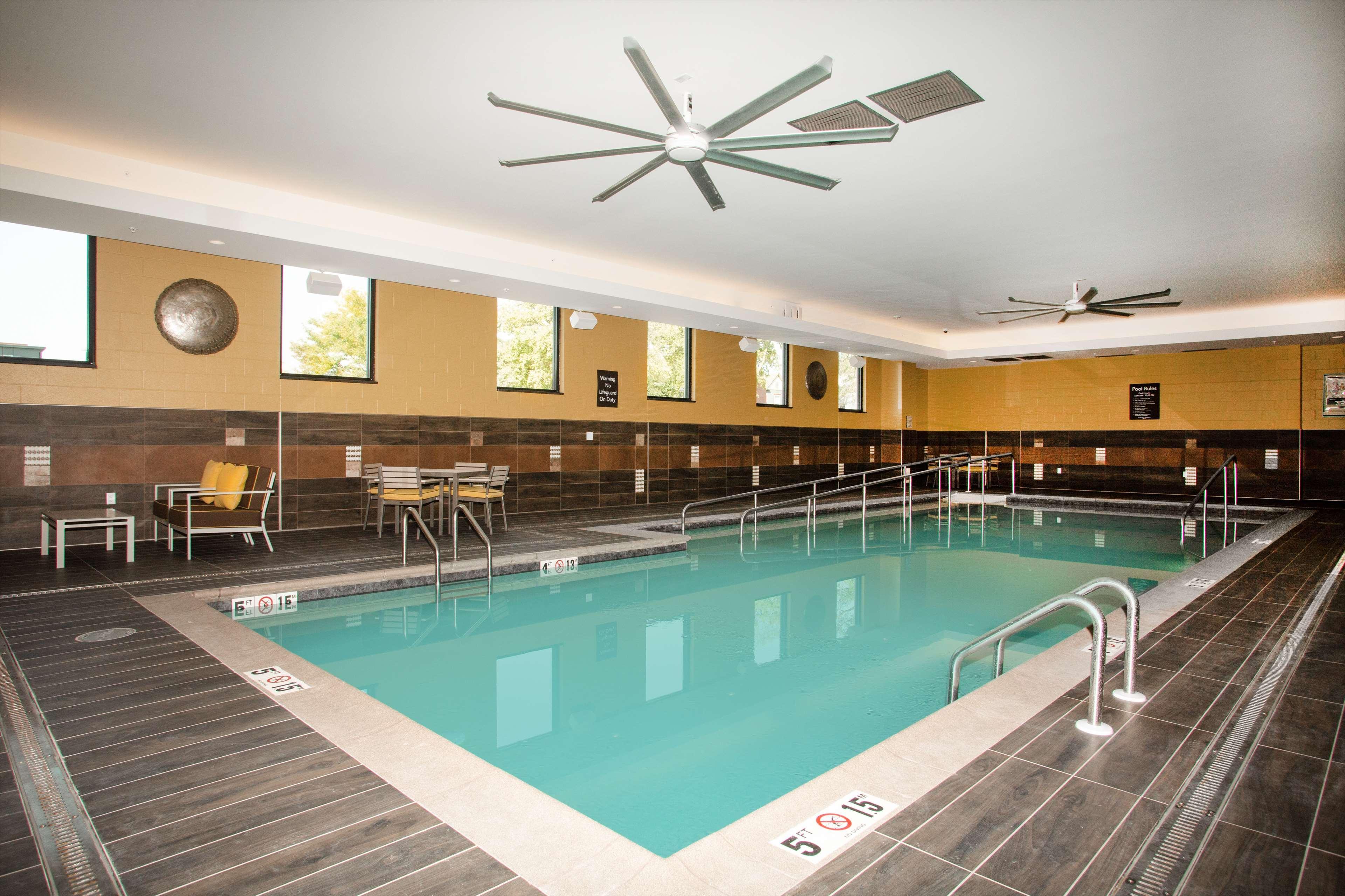 Homewood By Hilton Salina/downtown, Ks 3*